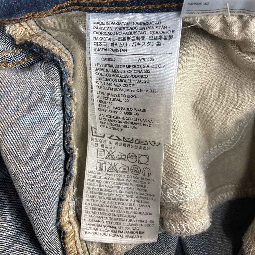 Levi's Women's 512 Perfectly Slimming Straight‎ Leg Jeans Dark Wash Size 10 - Picture 14 of 16